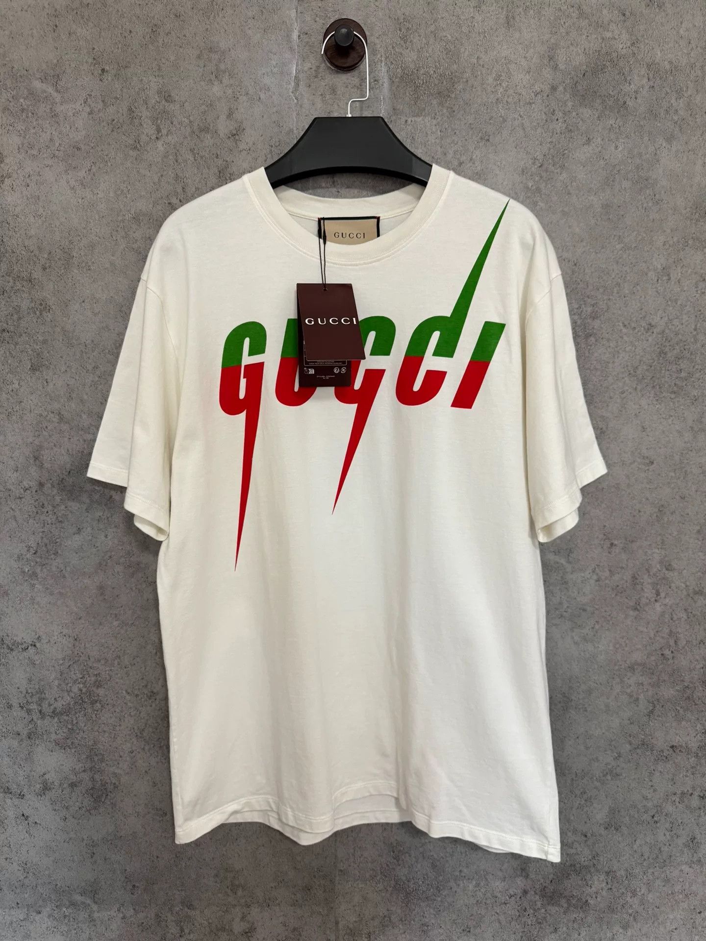 Gucci Gucci Blade Logo T-Shirt L Size US L / EU 52-54 / 3 - 1 Thumbnail