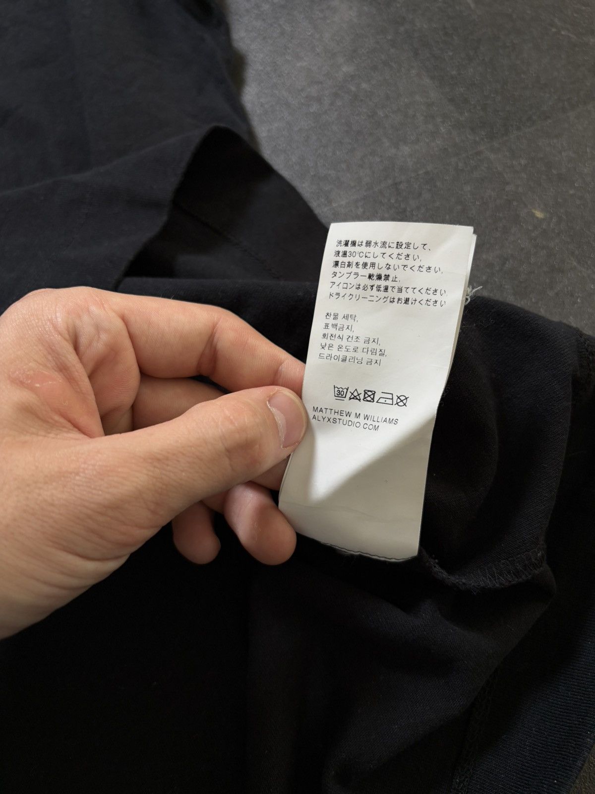 1017 ALYX 9SM 1017 Alyx 9SM black tee Japan Style Archive Vintage Retro Size US XL / EU 56 / 4 - 11 Thumbnail
