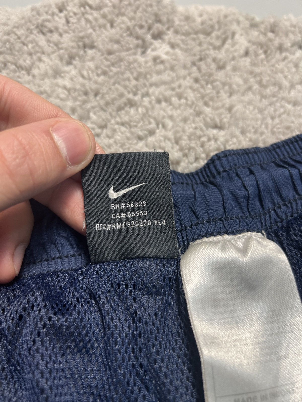 Nike × Vintage Vintage Nike Track Pants Streetwear Size US 36 / EU 52 - 9 Thumbnail