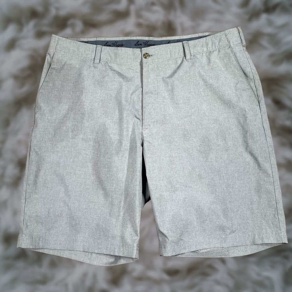 Hogan Ben Hogan Mens Size 42 Shorts Beige Flex Stretch Flat Front Khaki Chino Slacks Size US 42 / EU 58 - 1 Thumbnail