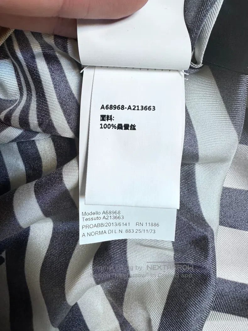 Versace Versace Black and white striped gold leaf shirt Size US XL / EU 56 / 4 - 8 Thumbnail