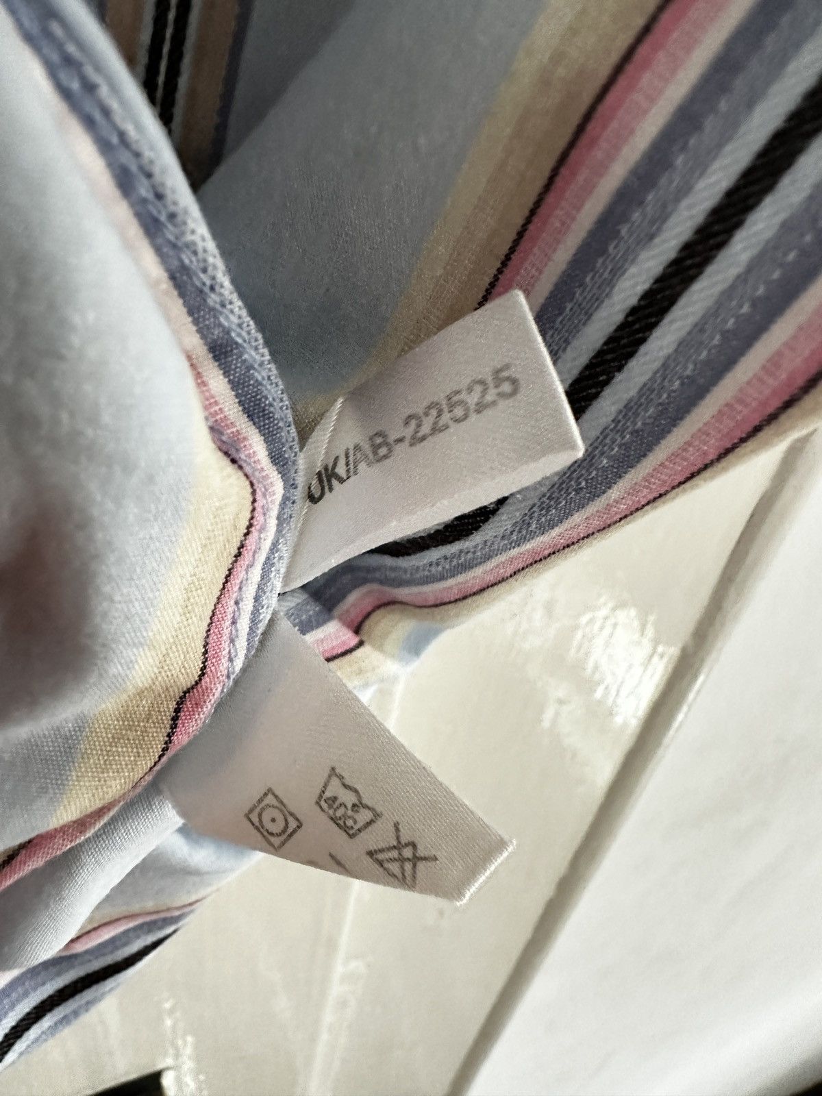 Yves Saint Laurent Yves Saint Laurent x shirt x rare x vintage x spellout x 90s Size US XL / EU 56 / 4 - 8 Thumbnail