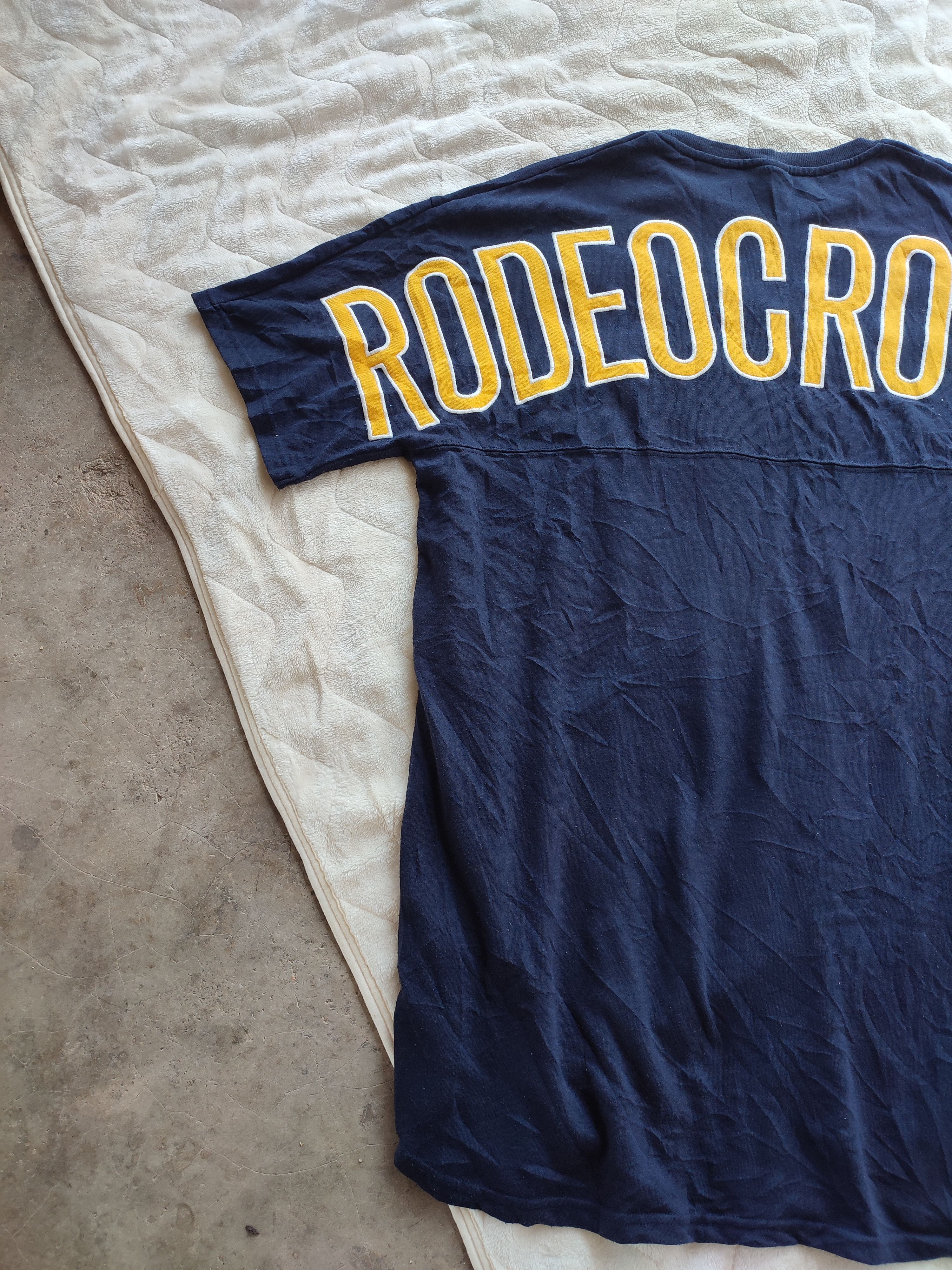Japanese Brand × Vintage 💥BAGGY💥 RODEO CROWNS SPELL OUT VINTAGE TEE Size US XXL / EU 58 / 5 - 3 Thumbnail