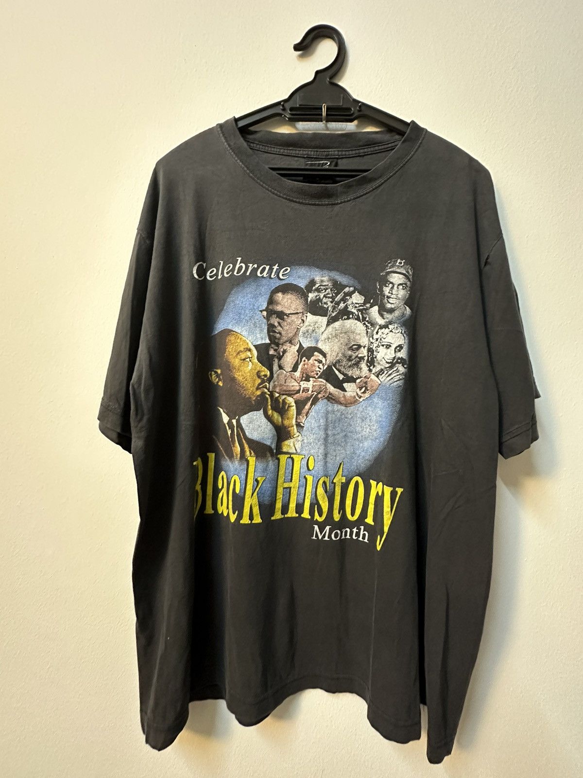 Rap Tees RAP TEES BLACK HISTORY MONTH Size US L / EU 52-54 / 3 - 8 Thumbnail