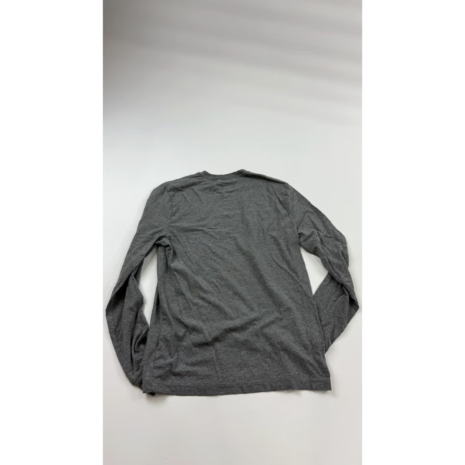 J.Crew J.Crew Shirt Mens Small Gray Essential Tee Long Sleeve Knit Crewneck Soft Top Size US S / EU 44-46 / 1 - 5 Thumbnail