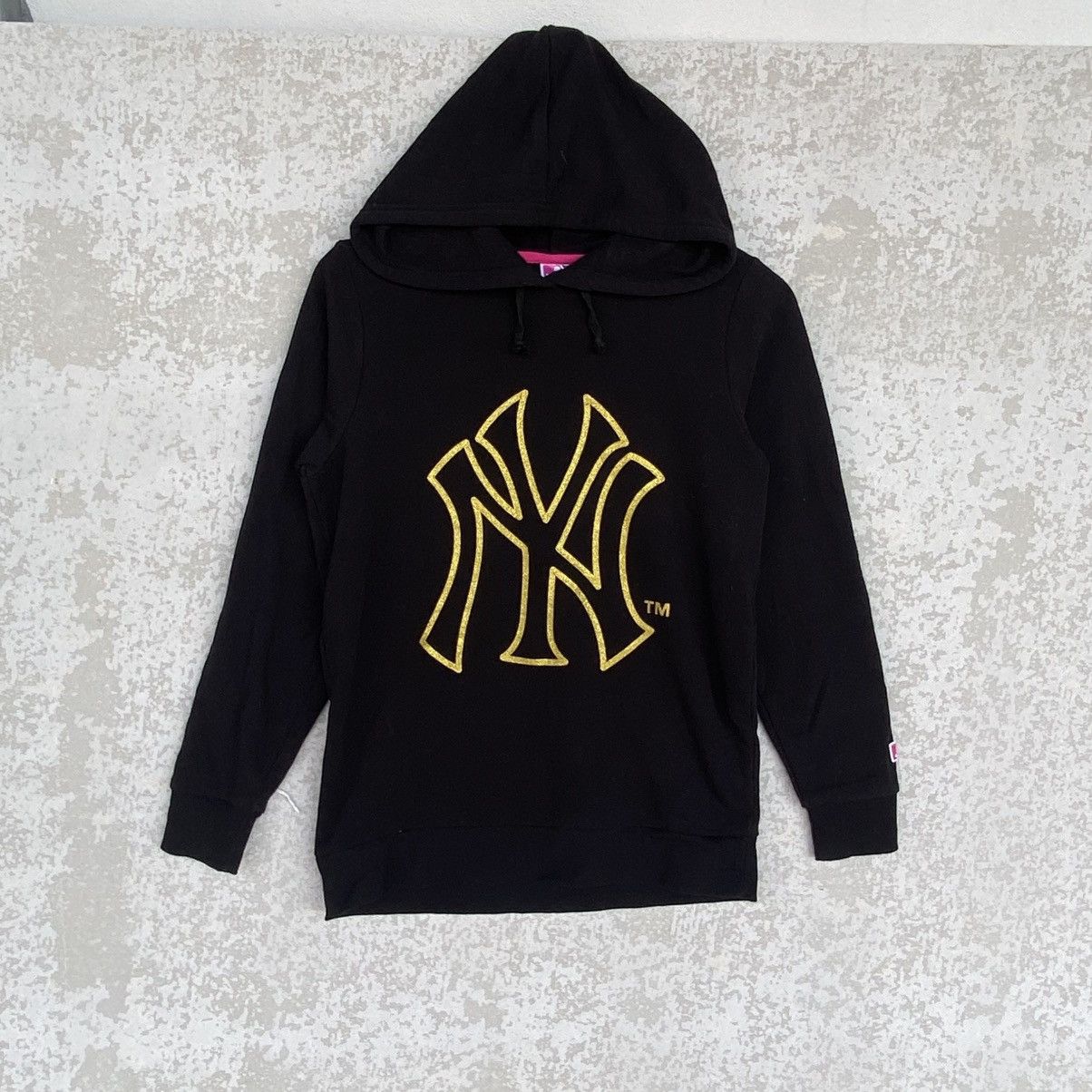 Other Vintage Yankees Big Logo Embroidered Hoodie Sweater Black Size US M / EU 48-50 / 2 - 1 Thumbnail