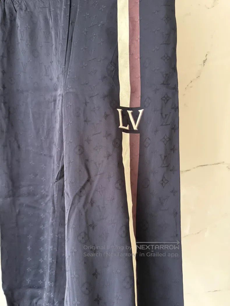 Louis Vuitton Louis Vuitton Monogram Print Sport Pants Size US 36 / EU 52 - 2 Thumbnail