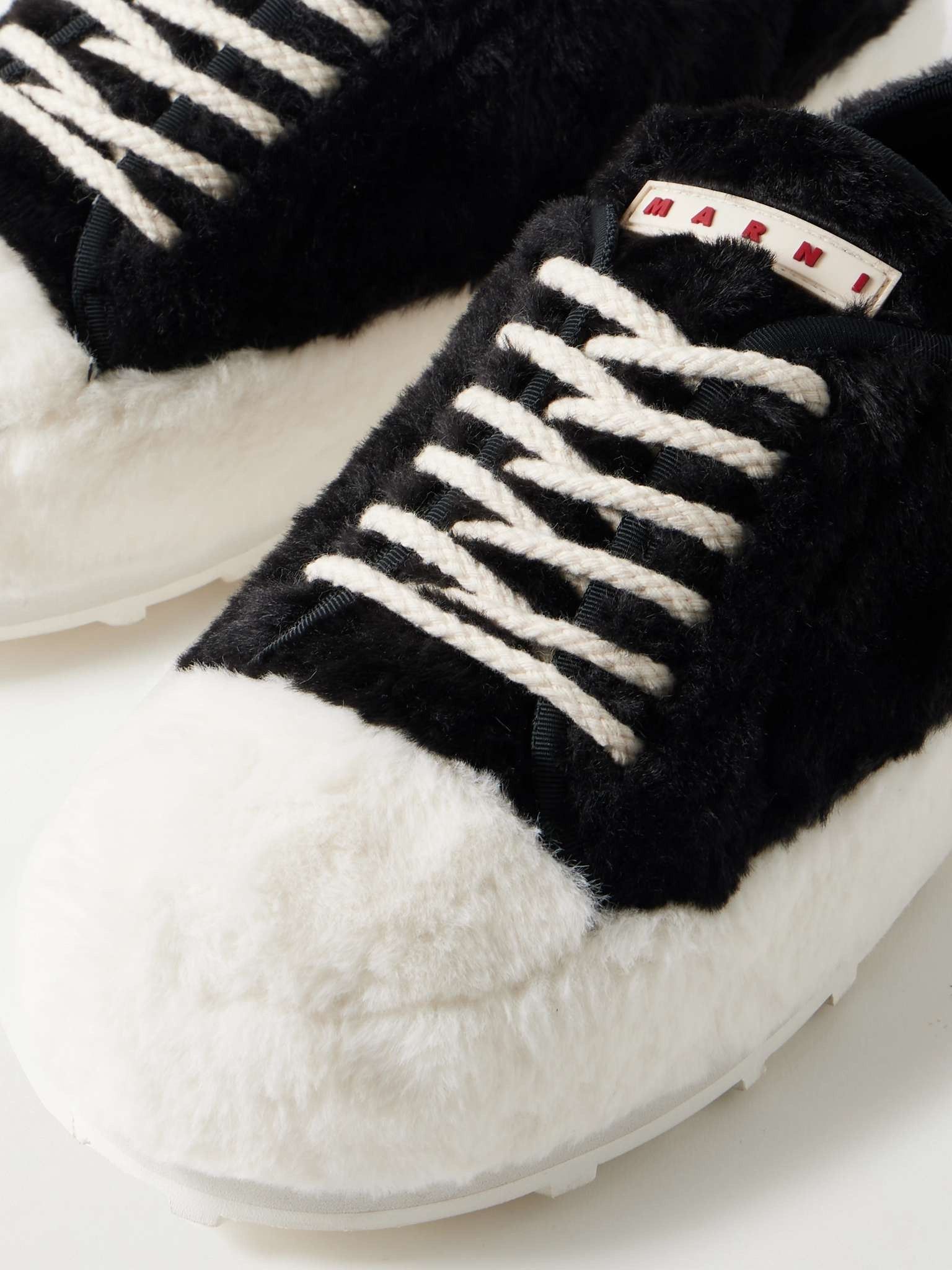 Marni o1w1db11025 Faux Fur Sneakers in Black/White Size US 10 / EU 43 - 3 Thumbnail