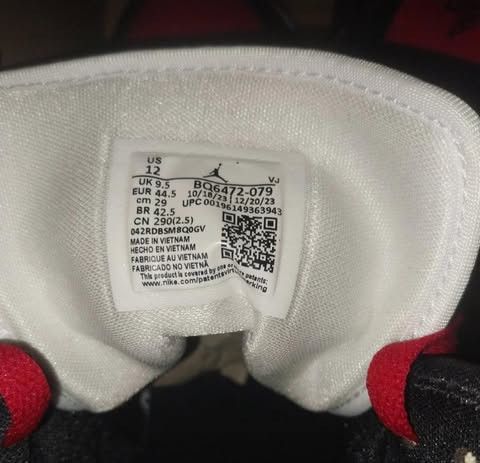 Jordan Brand Air Jordan 1 MID Size US 12 / EU 45 - 5 Thumbnail