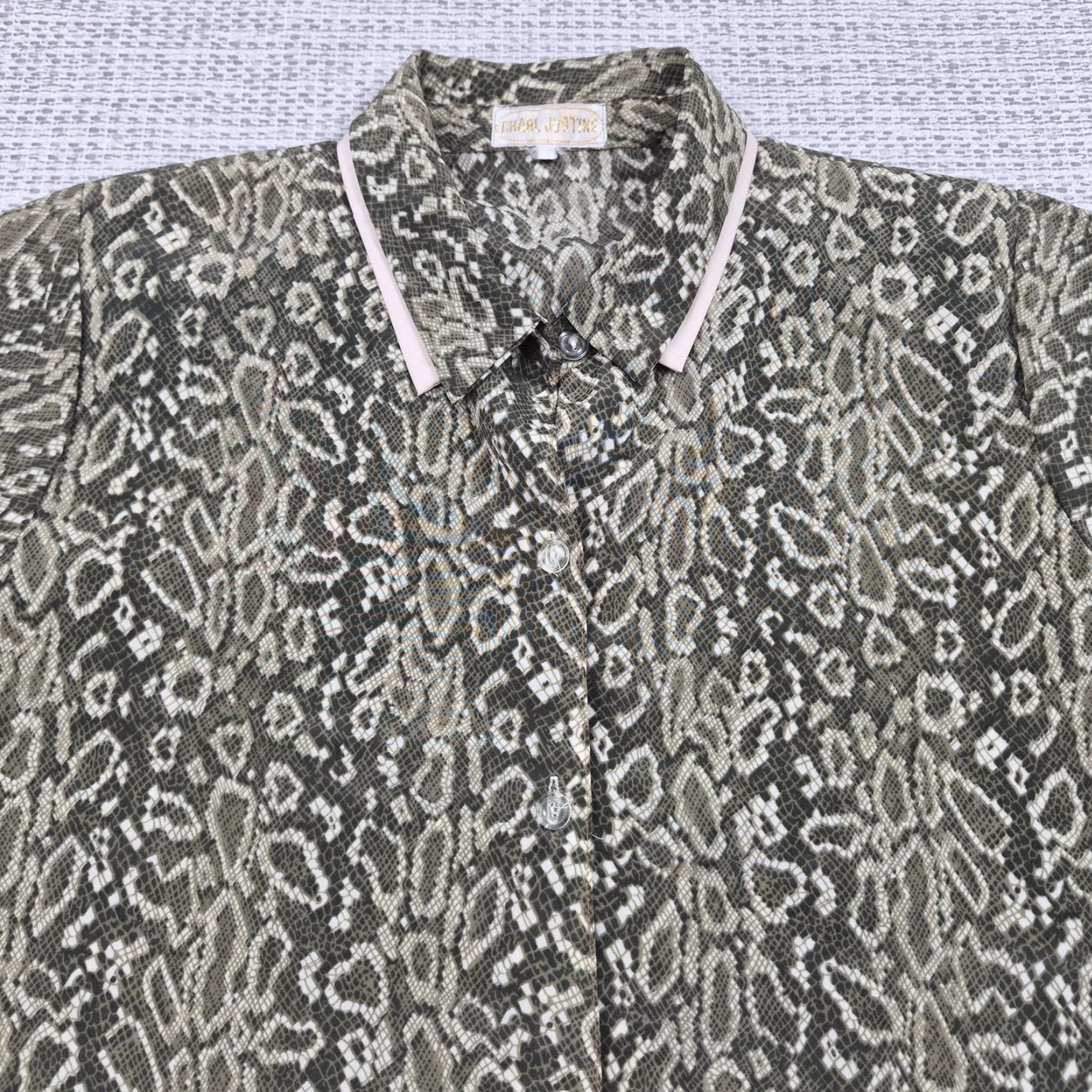 Vintage VINTAGE Charl Justine Shirt Womens Large Button Up Snake Print Tunic Top 70s 80s Size L / US 10 / IT 46 - 4 Thumbnail
