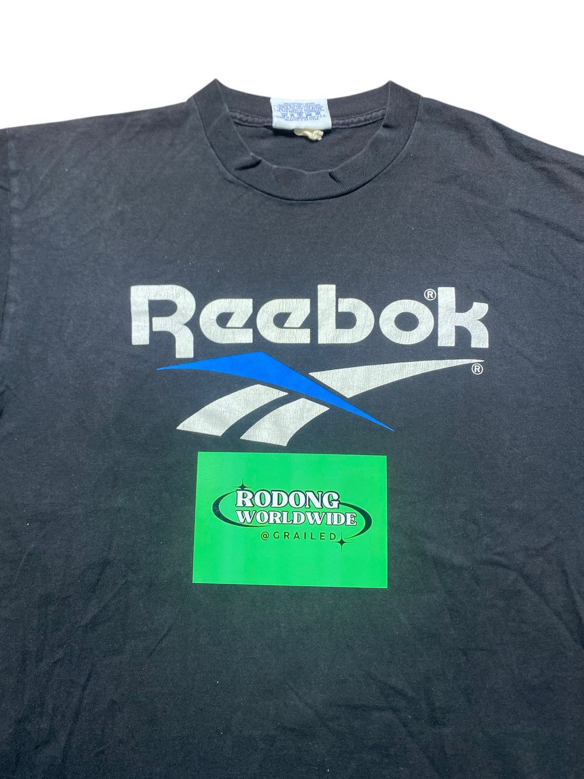 Reebok VINTAGE REEBOK TSHIRT BIG LOGO DESIGN Size US L / EU 52-54 / 3 - 3 Thumbnail