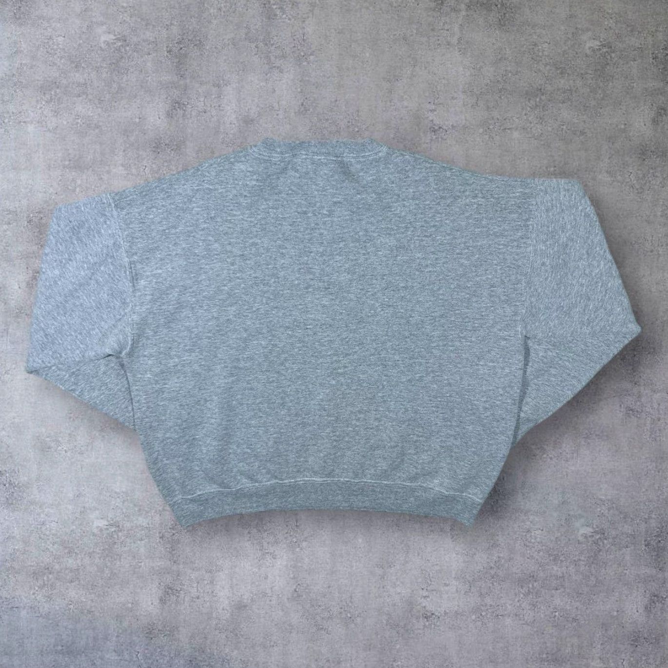 Mickey & Co. VINTAGE Mickey & Co. "Mickey" Disney Embroidered Grey Crewneck Sweatshirt Sweatshirt XL Men Embroidered Mickey 90s Fans Mens Size US XL / EU 56 / 4 - 2 Thumbnail
