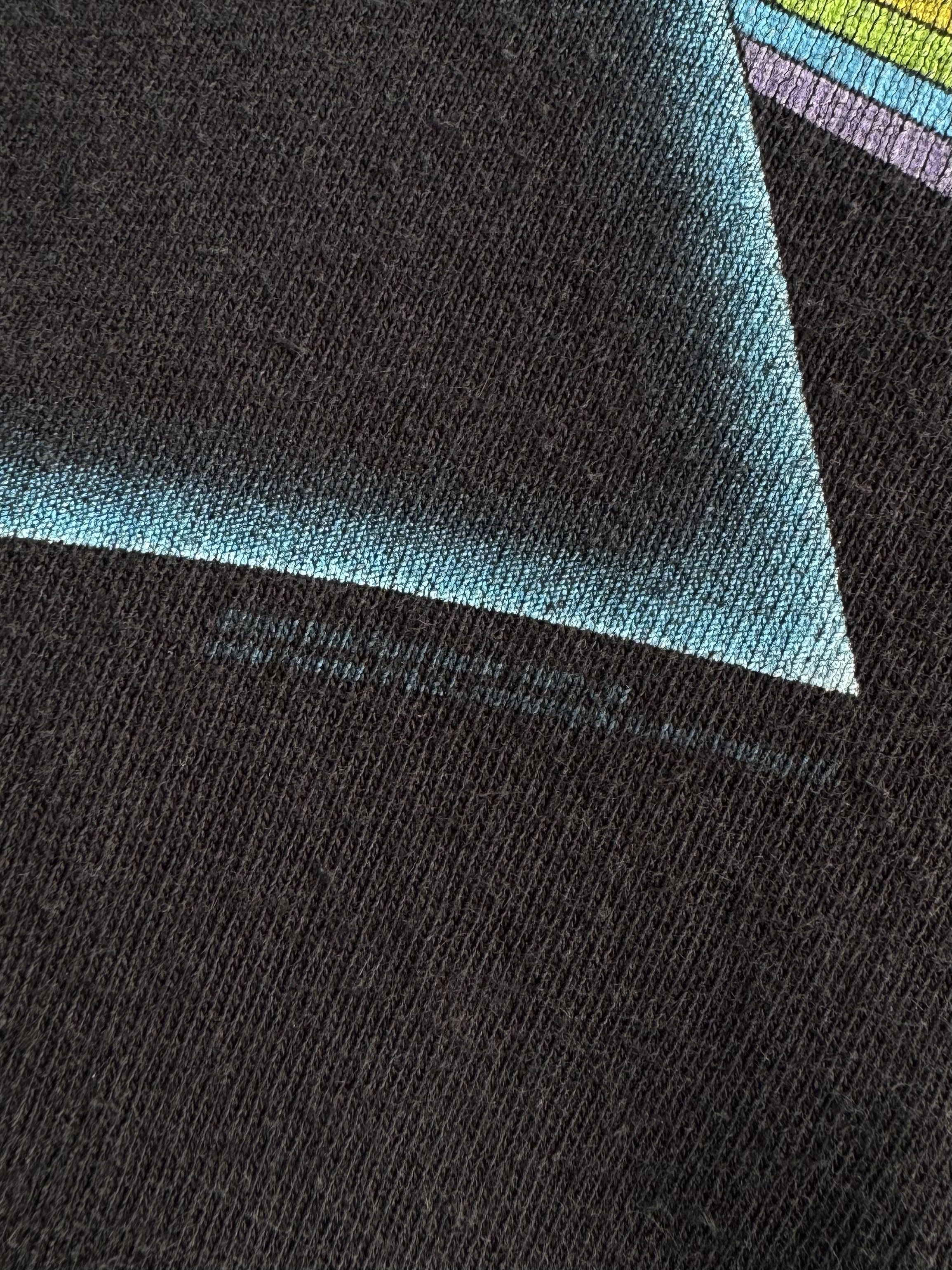 Pink Floyd Vintage 90s Pink Floyd Dark Side of the Moon T-shirt Size US L / EU 52-54 / 3 - 5 Thumbnail