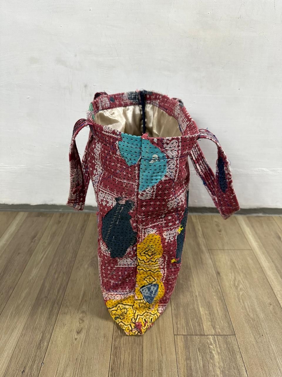 Handmade Custom Made Distressed Denim Paisley Patchwork Boro Totebag Size ONE SIZE - 3 Thumbnail