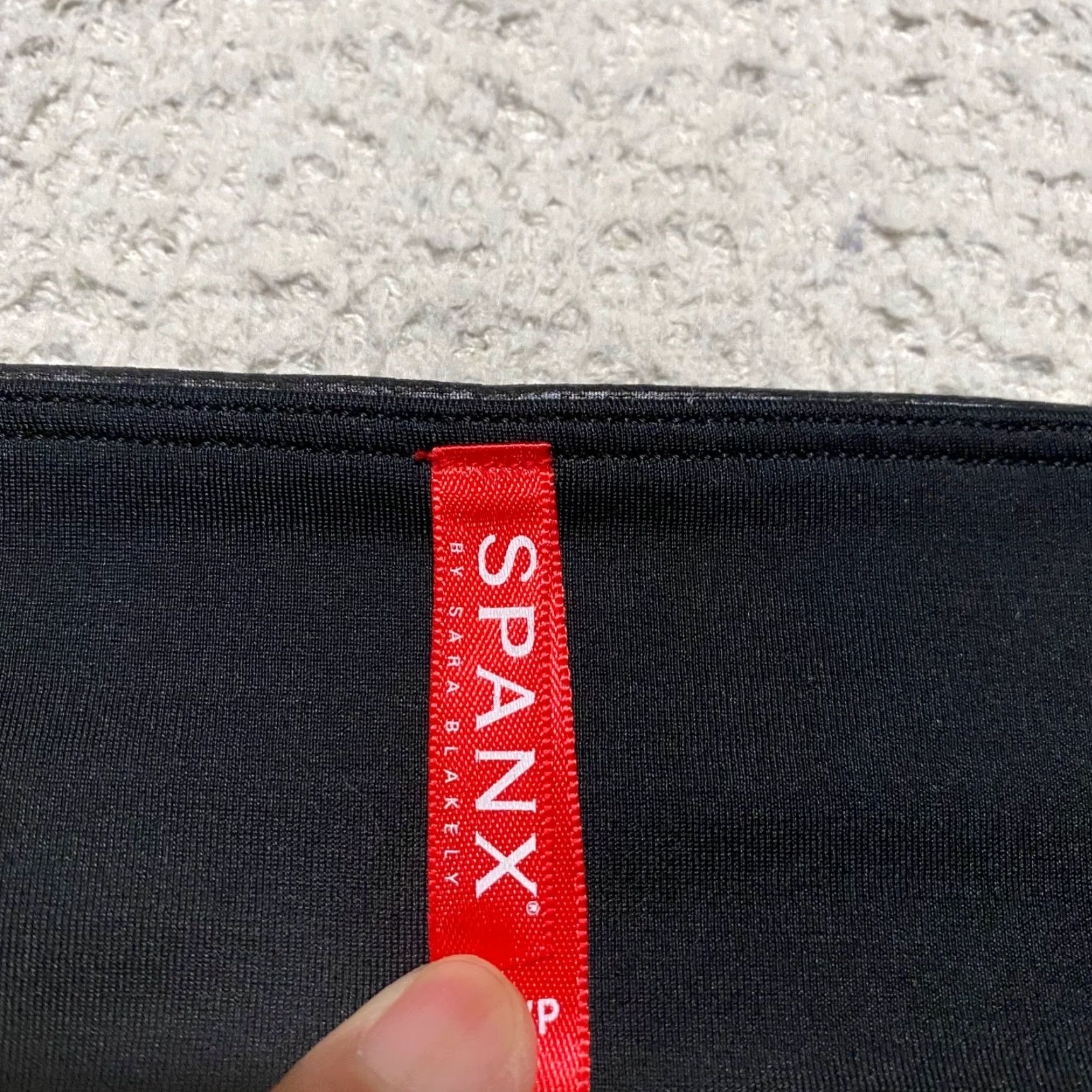 Spanx Spanx Womens Leggings Shirt? Size 40" / US 18 - 3 Thumbnail