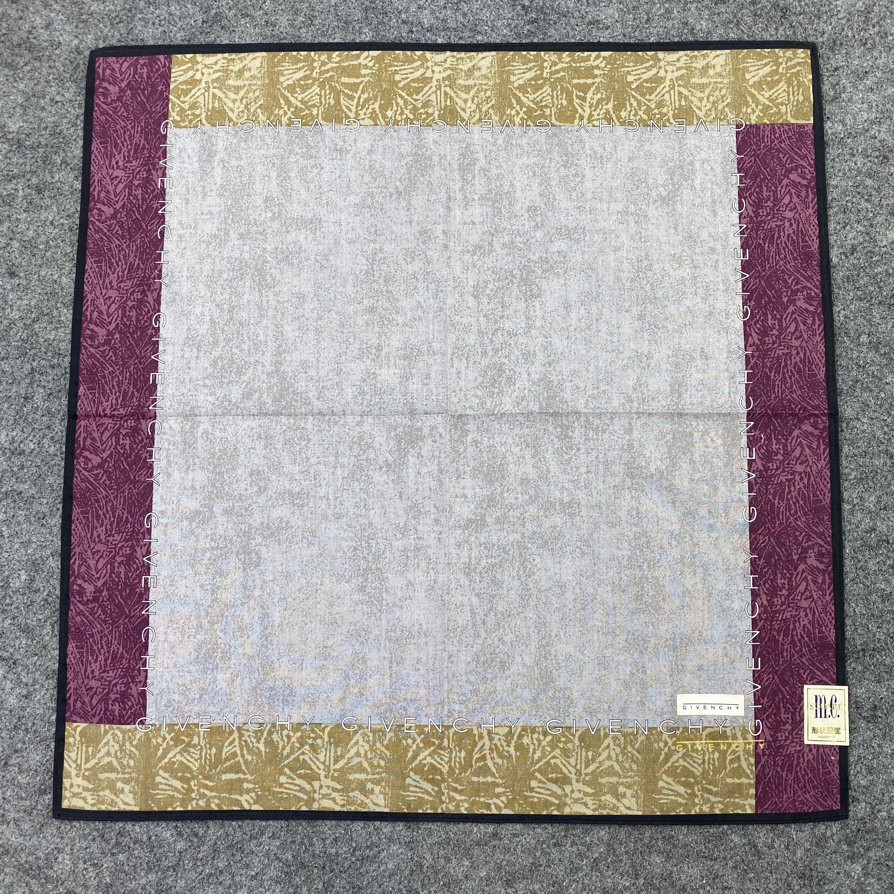 Givenchy Givenchy Handkerchief Neckerchief Bandana-B1707 Size ONE SIZE - 3 Thumbnail