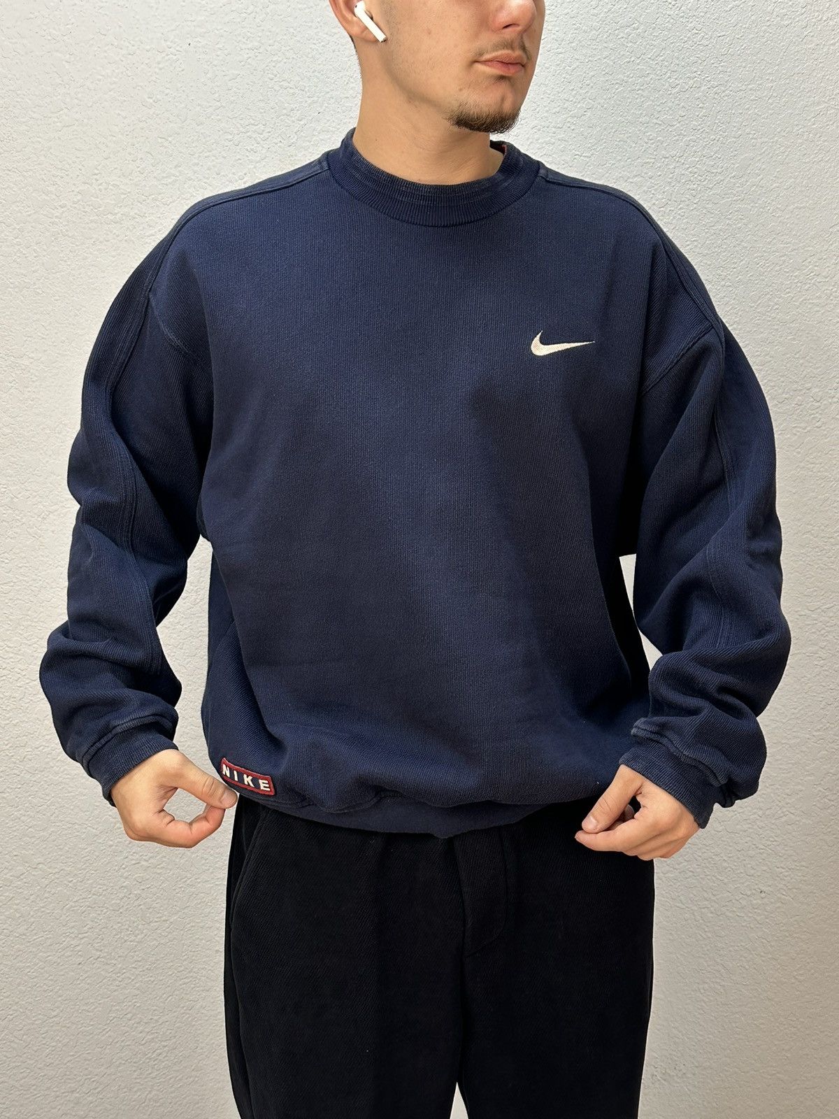 Nike Nike navy crewneck sweatshirt Y2K minimal sports style Size US L / EU 52-54 / 3 - 16 Thumbnail