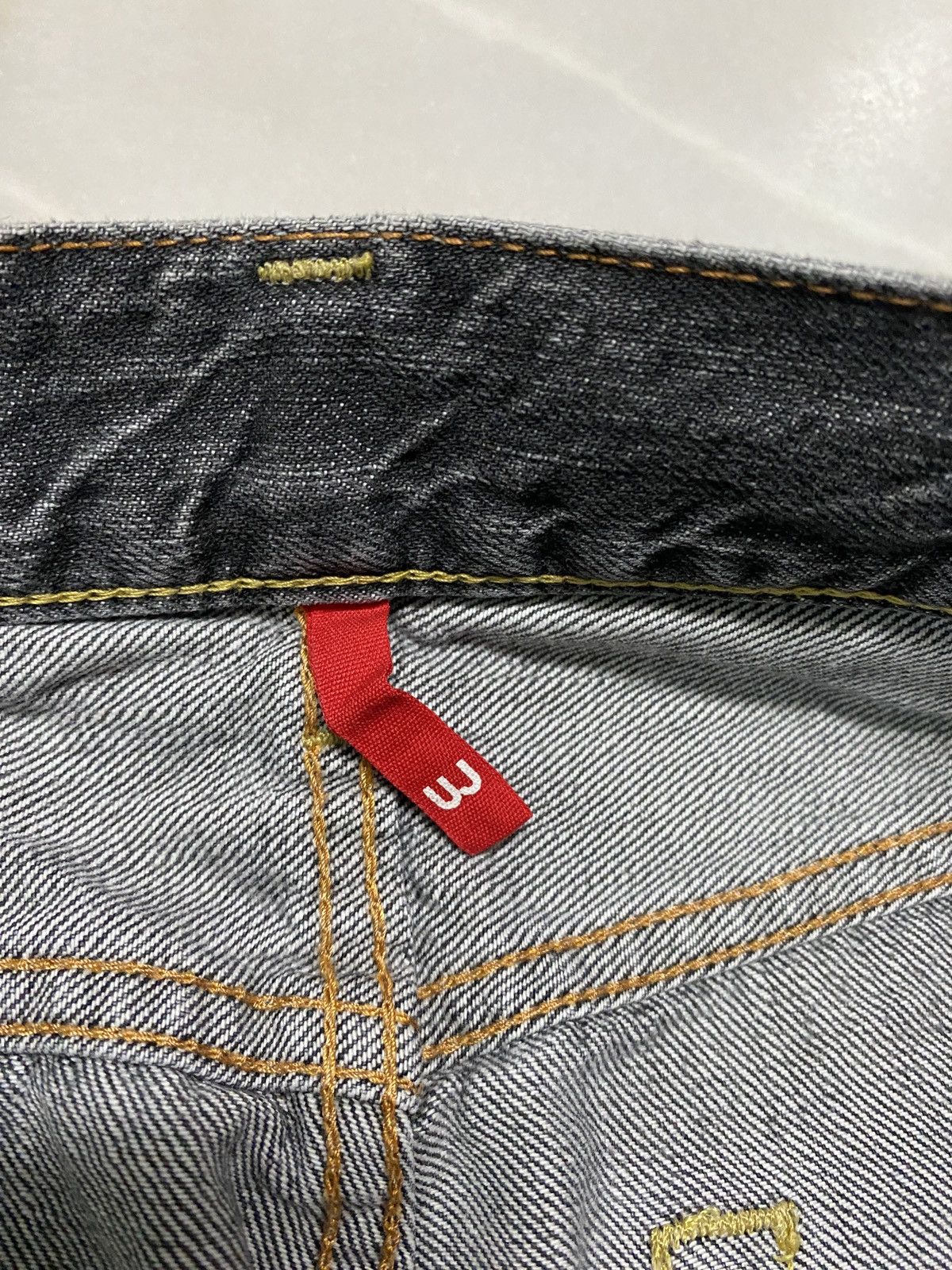 If Six Was Nine × Japanese Brand 💥Baggy 90s Uniqlo S002 Mudwash Faded Distress thrashed Jean Size US 29 - 11 Thumbnail