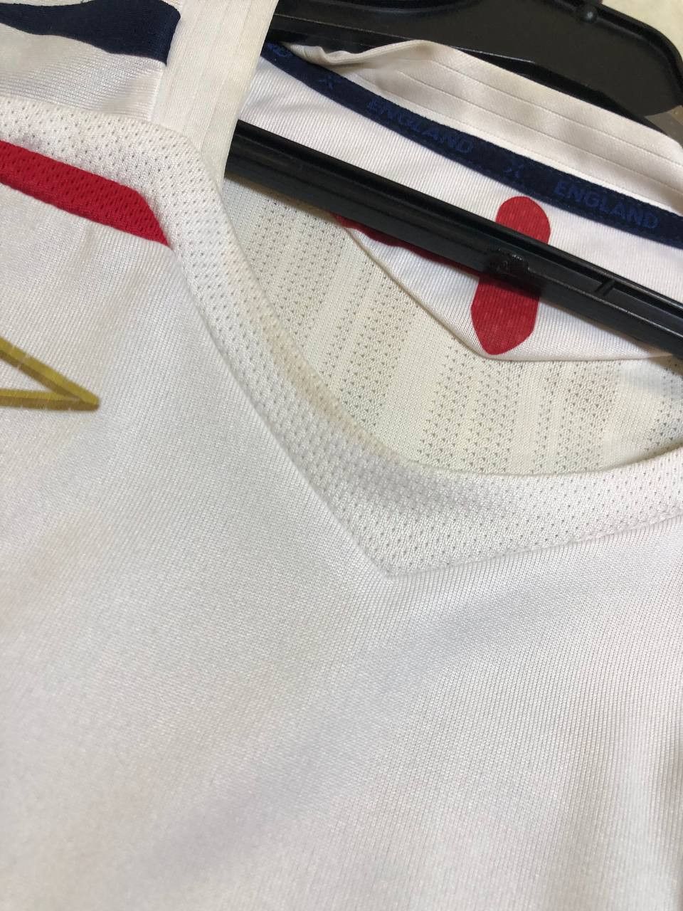 Umbro ENGLAND 2007 2009 HOME FOOTBALL SHIRT SOCCER JERSEY Size US M / EU 48-50 / 2 - 7 Thumbnail