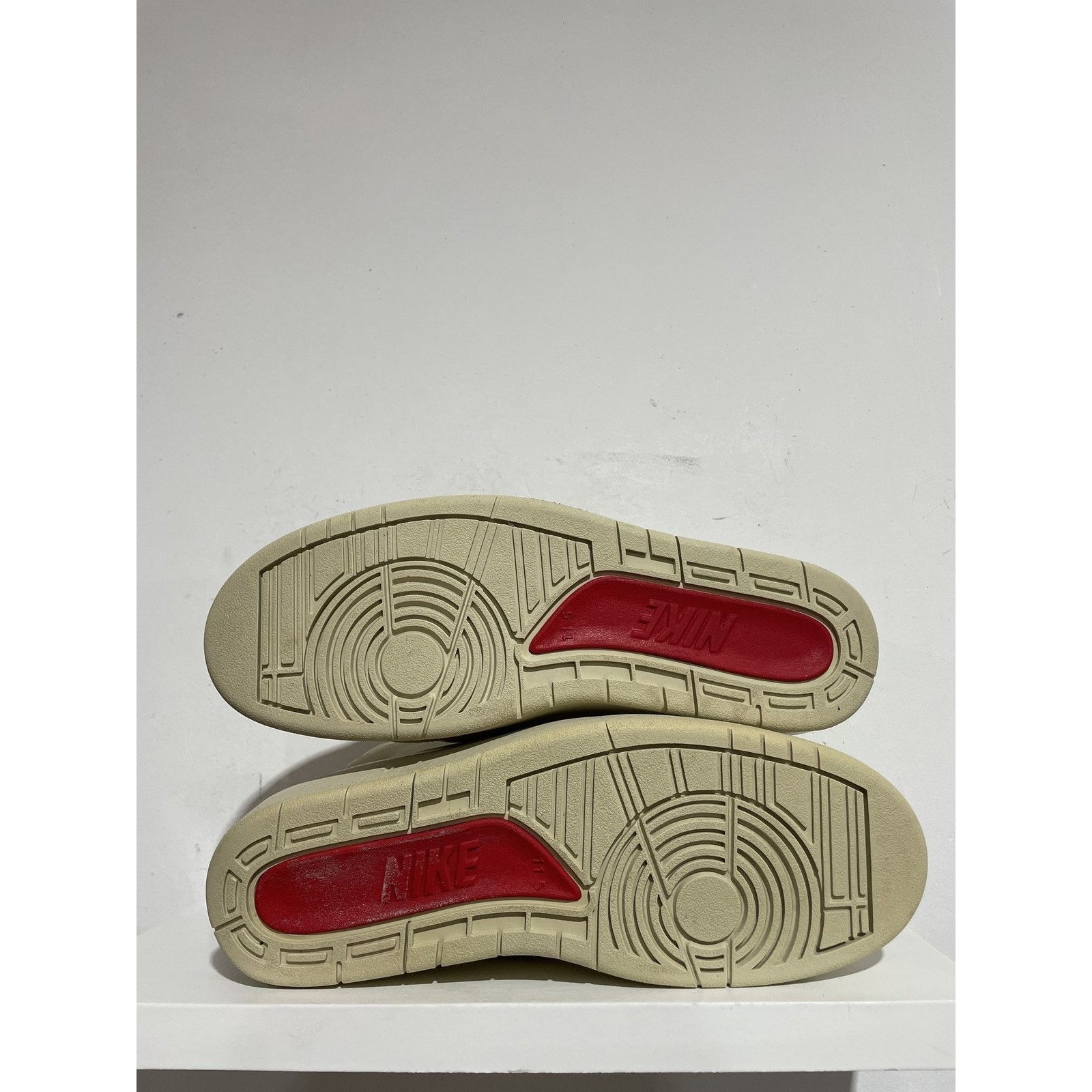 Jordan Brand JORDAN 2 RETRO JUST DON BEACH PREOWNED Size US 11.5 / EU 44-45 - 5 Thumbnail