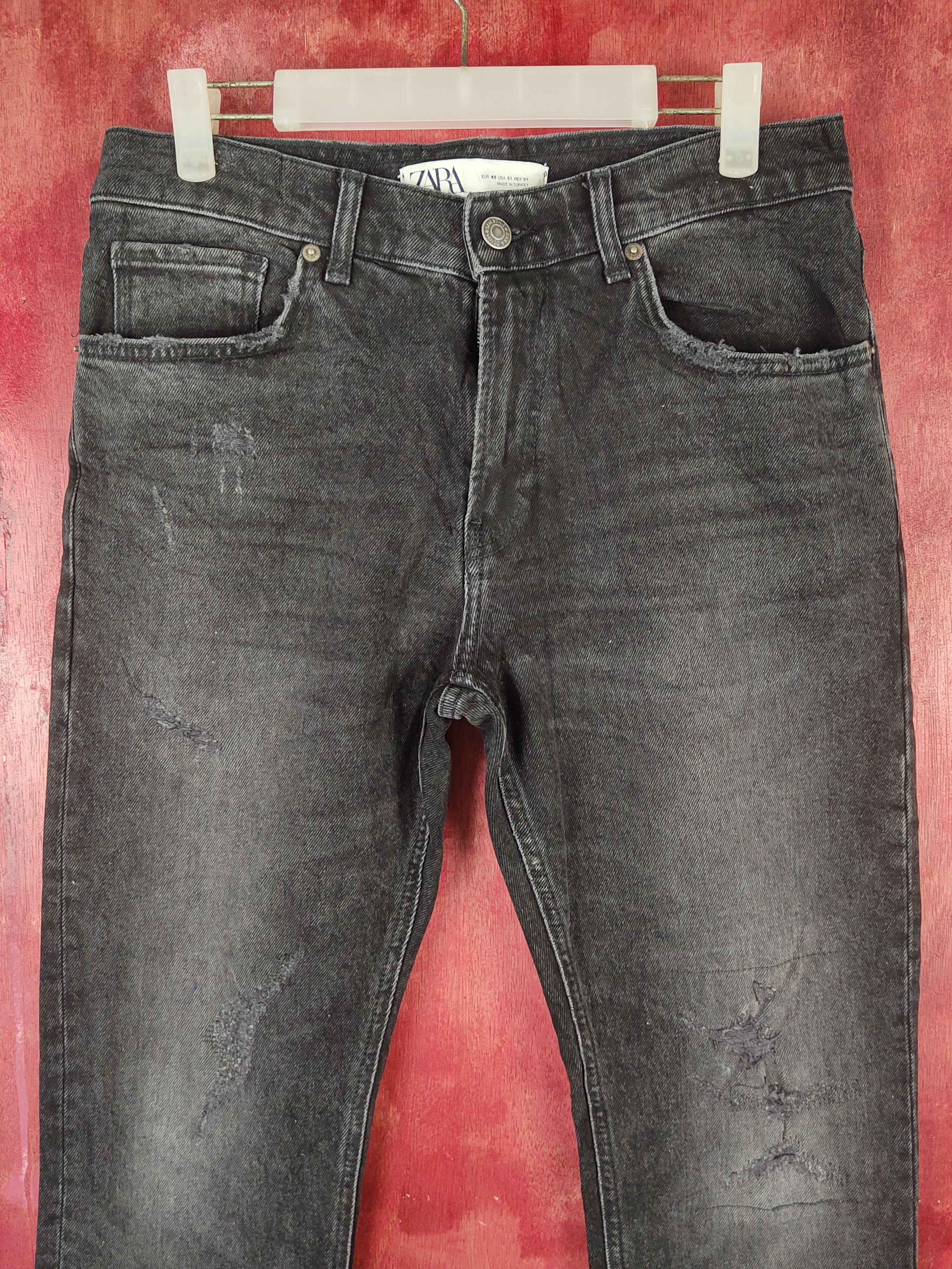 Japanese Brand Zara Black Distressed Ripped denim Jeans #S1659 Size US 31 - 2 Thumbnail