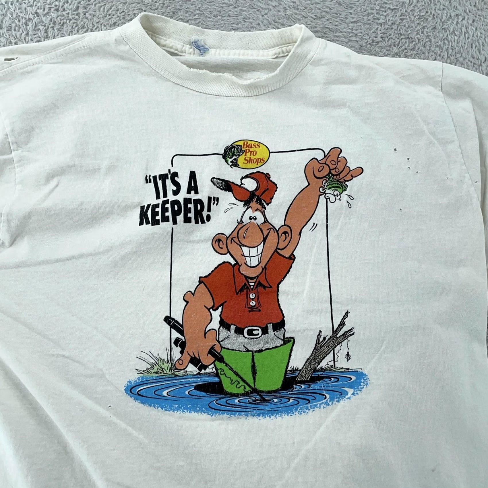 Vintage Trashed Vintage Bass Pro Shops Shirt M/L Fishing Cartoon It's A Keeper Joke Tee Mens White Crew Neck Short Sleeve Graphic Print Fun Size US M / EU 48-50 / 2 - 2 Thumbnail