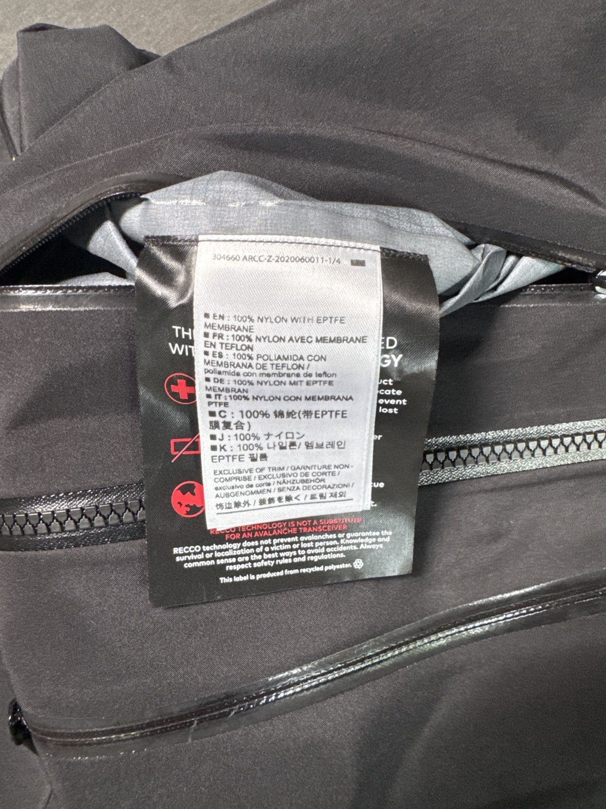 Arc'teryx 24k alpha sv Size US L / EU 52-54 / 3 - 5 Thumbnail