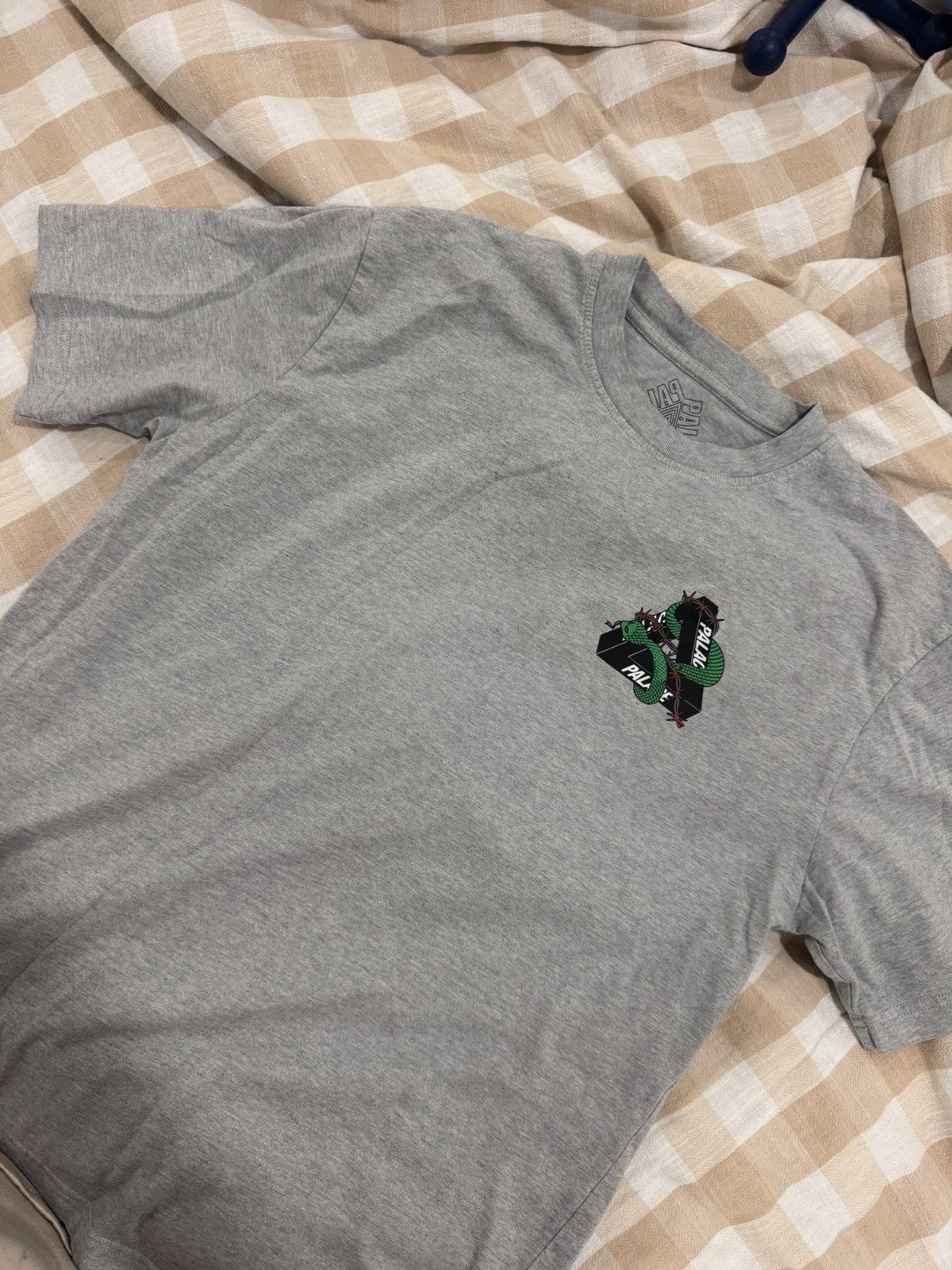 Palace Palace Tri T-shirt Size US L / EU 52-54 / 3 - 2 Thumbnail