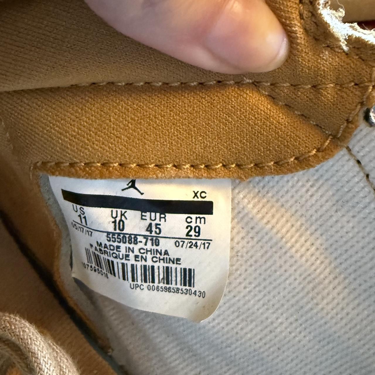 Nike Jordan 1 Retro High Wheat 2017 Size US 11 / EU 44 - 3 Thumbnail