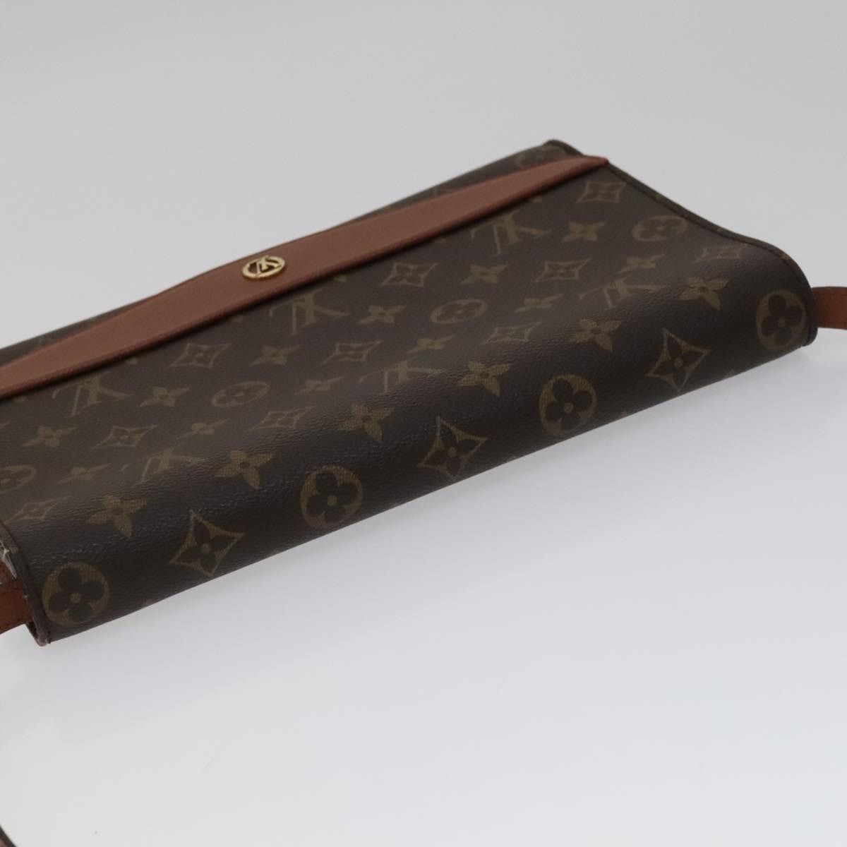 Louis Vuitton LOUIS VUITTON Monogram Bordeaux 27 Shoulder Bag M51797 Size ONE SIZE - 6 Thumbnail