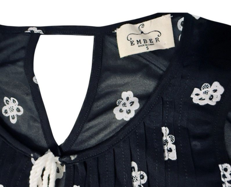 Other Ember Black & White Paisley Sleeveless Sheer Top – Size S Size S / US 4 / IT 40 - 3 Thumbnail