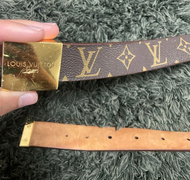 Louis Vuitton Louis Vuitton Brown Belt with gold colored buckle