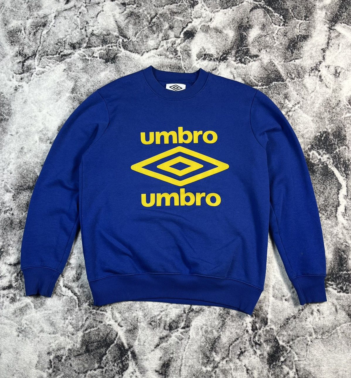 Umbro Umbro Big Logo Blue Crewneck Sweatshirt Size US M / EU 48-50 / 2 - 1 Thumbnail