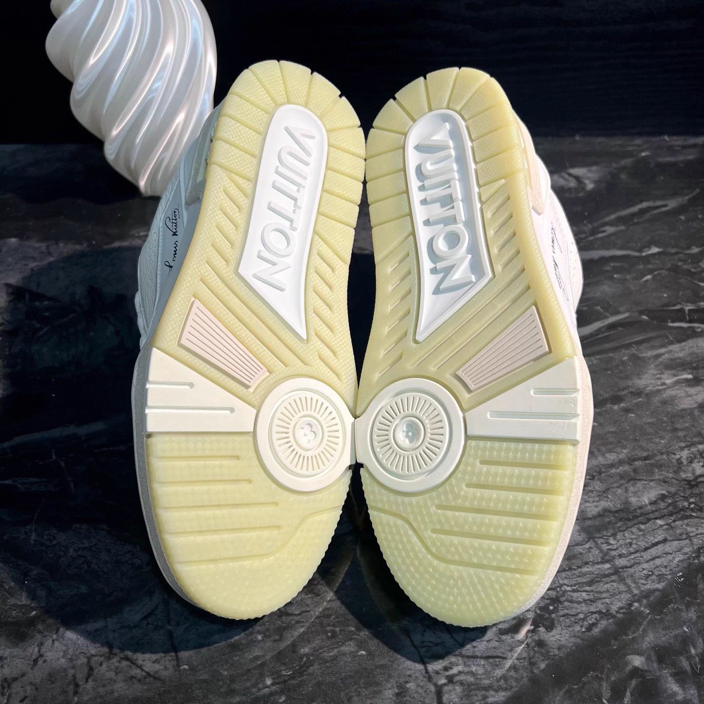 Louis Vuitton LV Trainer White Cement colorblock 36 99 New 4200 Size US 5 / IT 35 - 5 Thumbnail