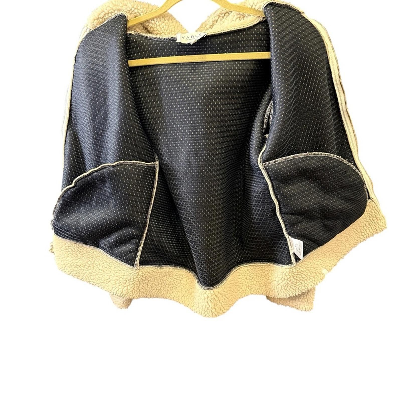 Other Varley Cream Women’s Victory Teddy Sherpa Jacket sz XS Size XS / US 0-2 / IT 36-38 - 5 Thumbnail