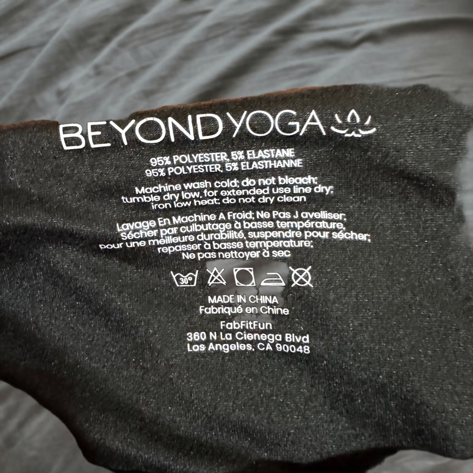 Beyond Yoga Scarf Infinity Black Soft Stretchy With Hidden Zip Pocket, Women's