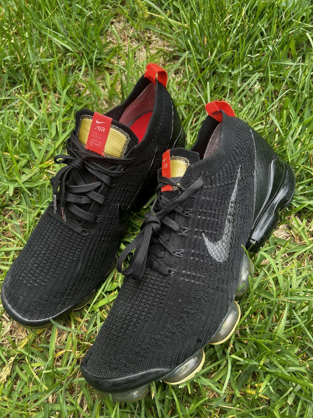 Nike CLEAN Nike Air Vapormax Flyknit 3 Snakeskin size 15 Men 2021 Size US 15 / EU 48 - 4 Thumbnail