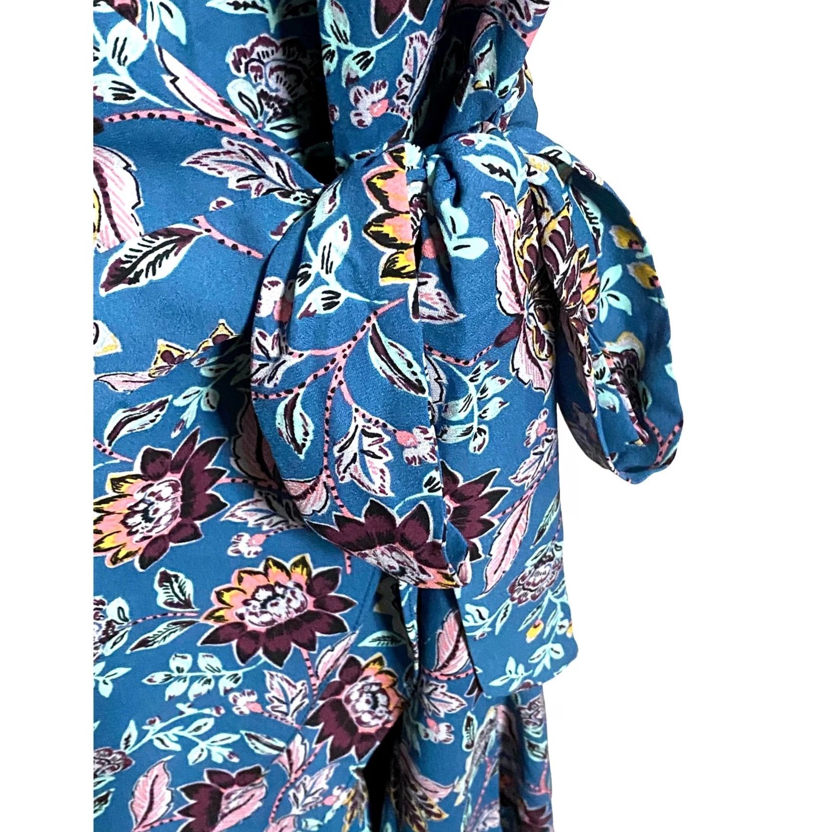 Torrid Torrid 2X Blouse Georgette Floral Wrap Tunic V Neck Boho Flowy Feminine Shirt Women Plus 2X Blue Floral Wrap Tunic Blouse Size XXL / US 16-18 / IT 52-54 - 5 Thumbnail