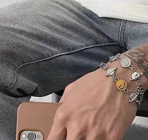 VIBE Retro smiley face bracelet Size ONE SIZE - 1 Thumbnail