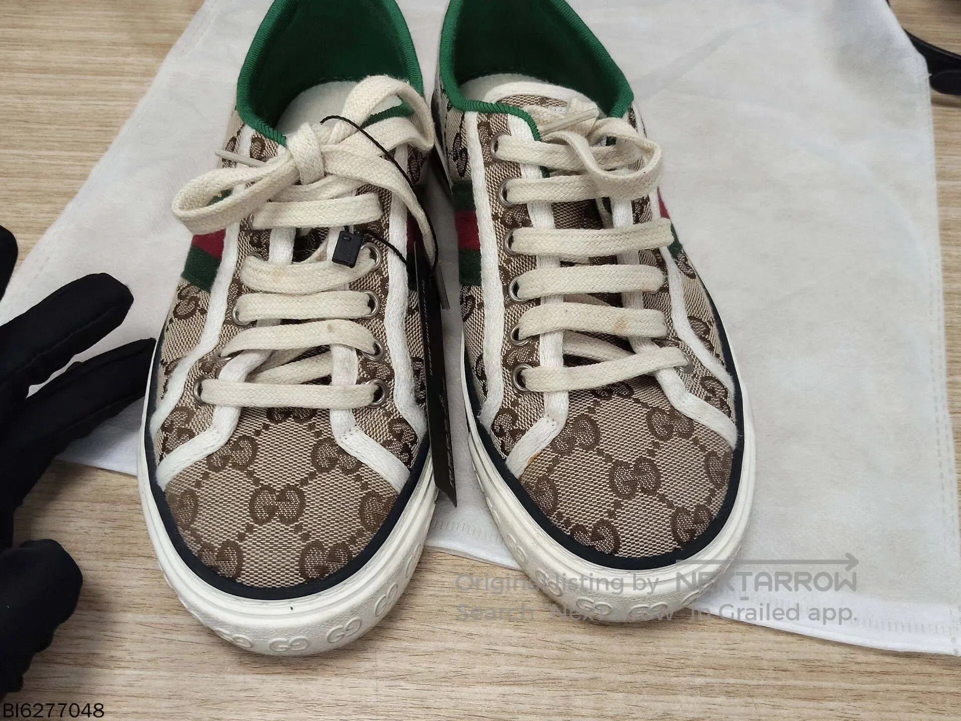 Gucci gucci tennis 1977 canvas sneakers size 35. Size US 5 / EU 37 - 1 Thumbnail