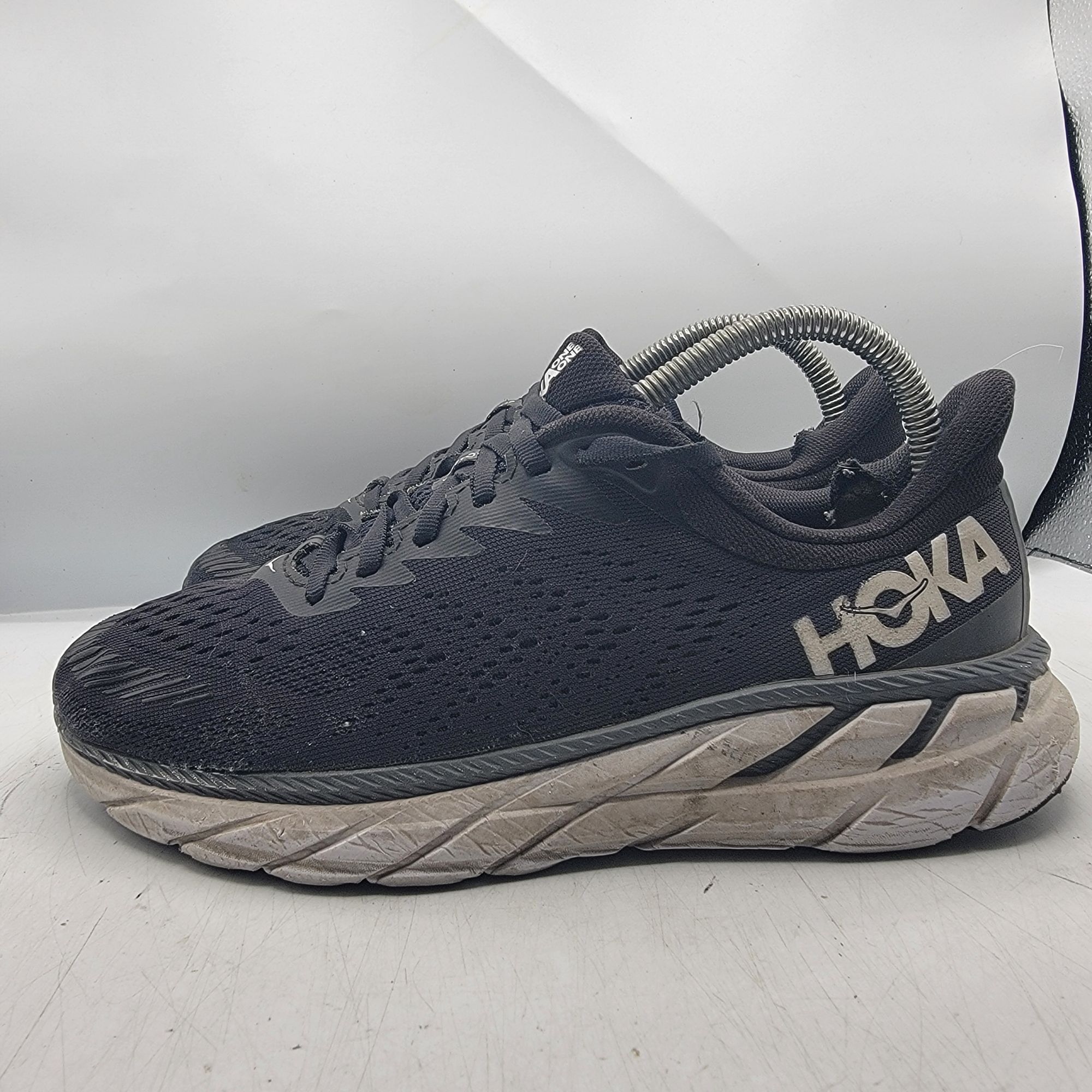 Hoka Hoka One One Clifton 7 Womens 7.5 D Wide Black Athletic Shoe Size US 7.5 / IT 37.5 - 12 Thumbnail