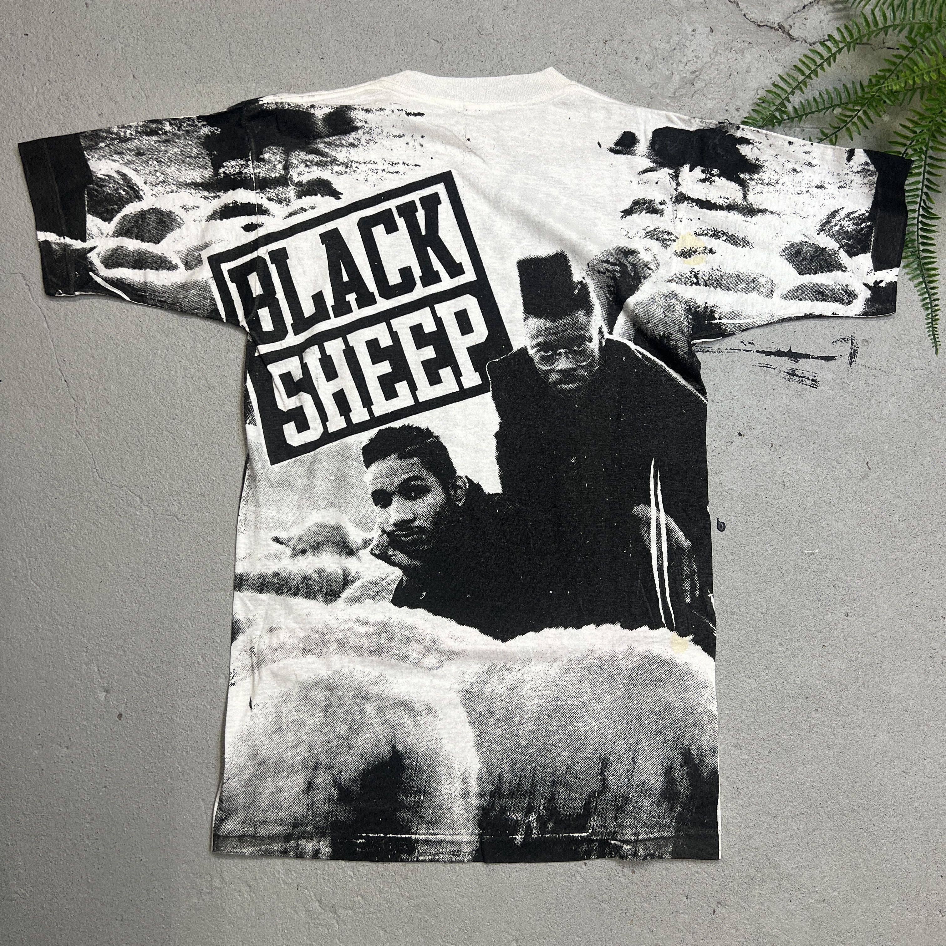 Black Sheep × Vintage 1990's Black Sheep AOP Tee Size US L / EU 52-54 / 3 - 2 Thumbnail