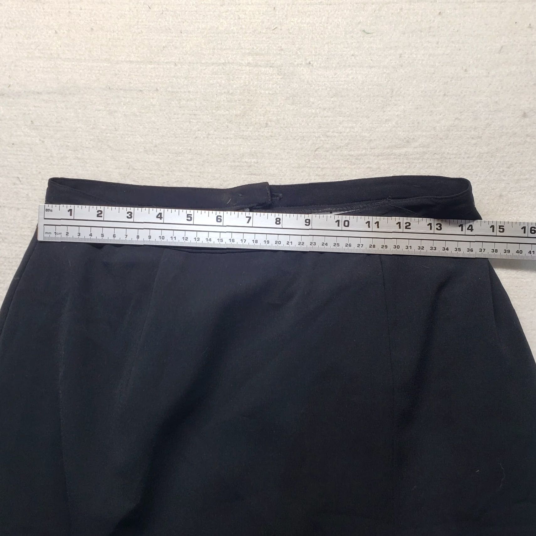 Vintage Grays Isaac Hazan Black Pencil Skirt Knee High Adult Women's Size 10 Short Skirt Solid - Mens? Size 32" / US 10 / IT 46 - 4 Thumbnail