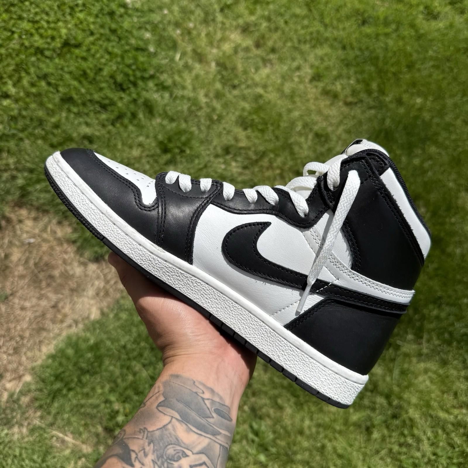 Jordan Brand Nike Men’s Air Jordan 1 Retro High 85 OG Black White Size 9 Size US 9 / EU 42 - 2 Thumbnail