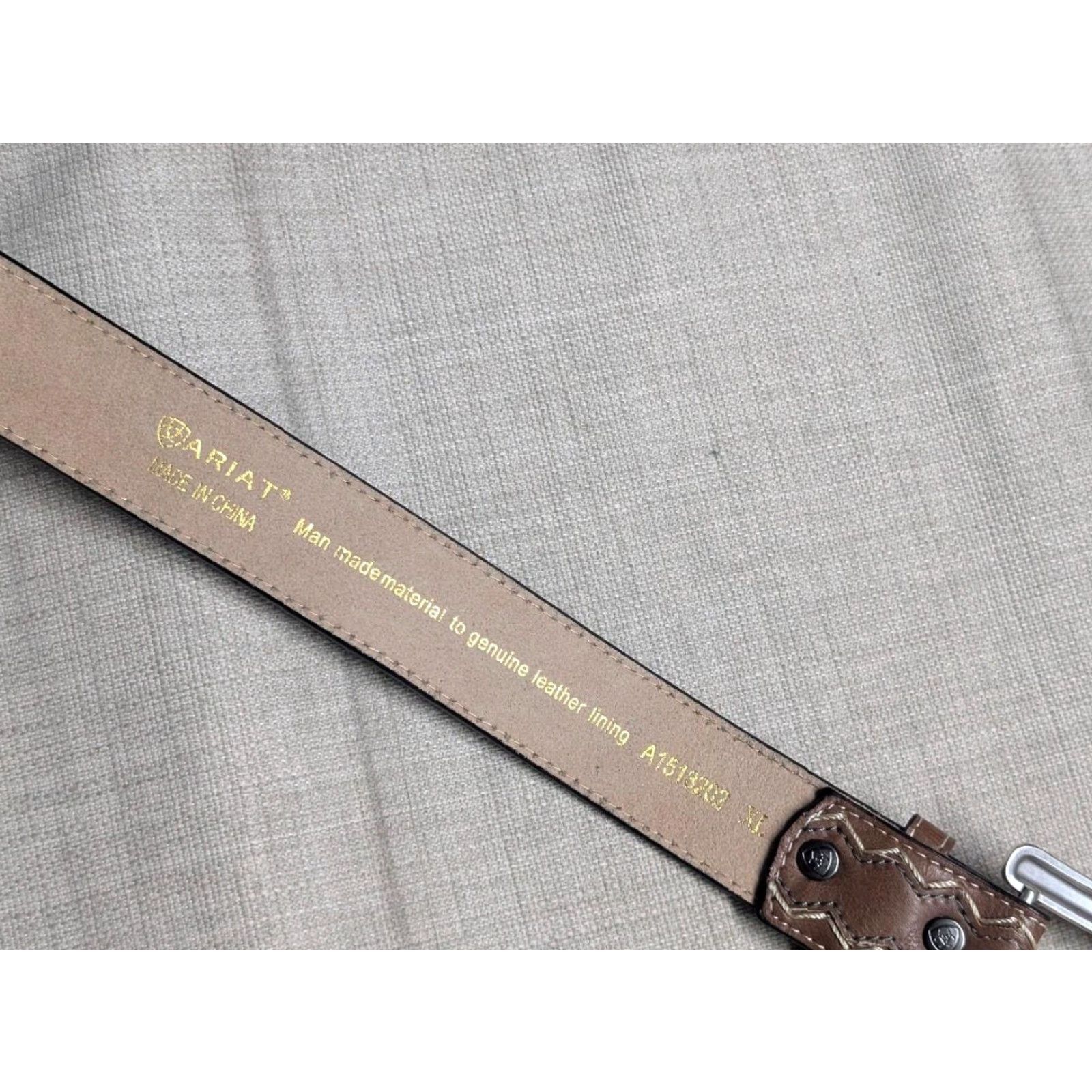 Ariat VINTAGE Ariat belt Western belt 42 brown Diamond tooled cutout belt western style with buckle snaps Mens 42 Brown ARIAT belt WOMENS? Size 42 - 4 Thumbnail
