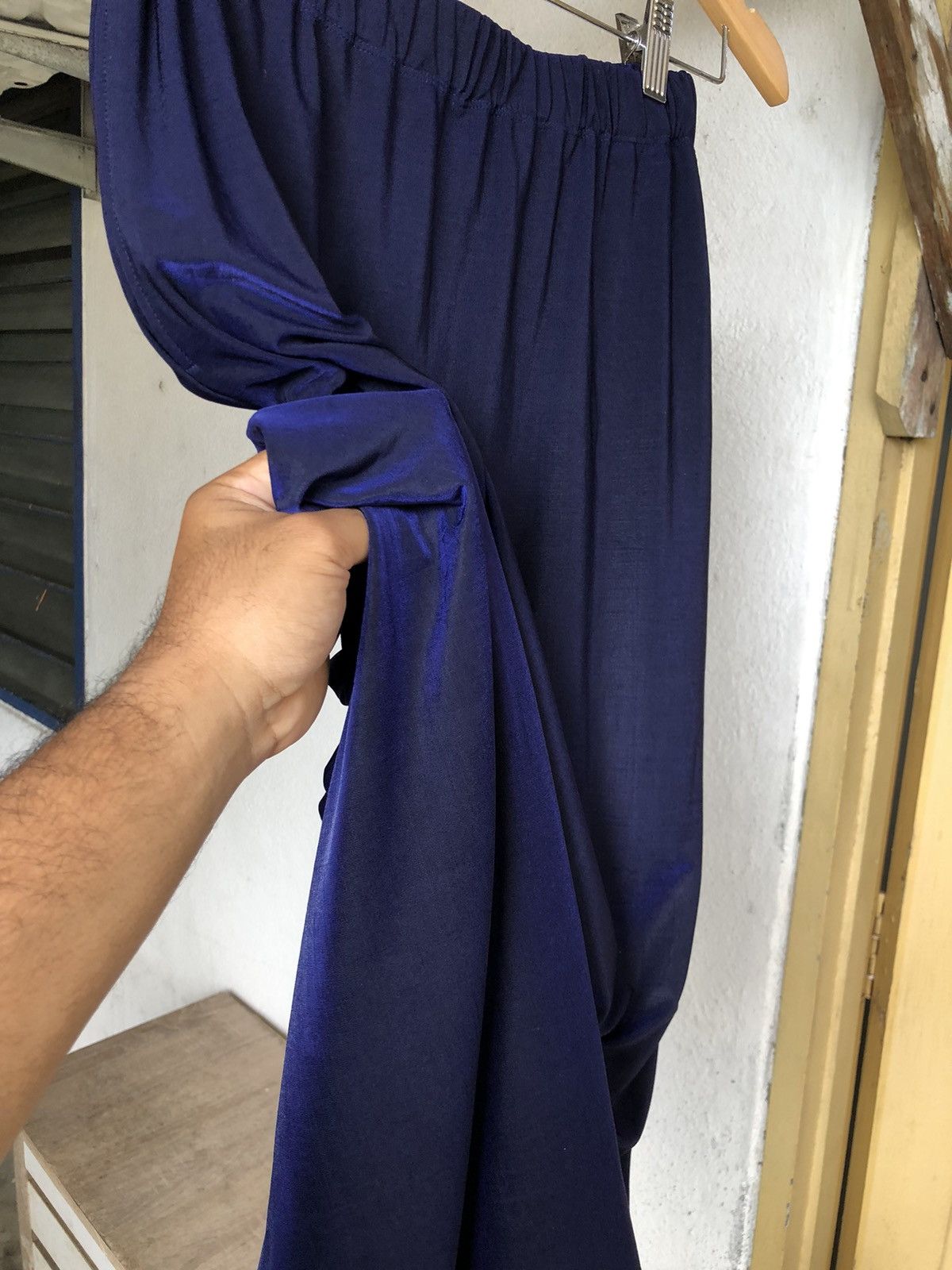 Pleats Please Issey Miyake ✨Vintage Issey Miyake Shiny Blue Stretchable Midi Skirt Size 25" / US 0 / IT 36 - 5 Thumbnail