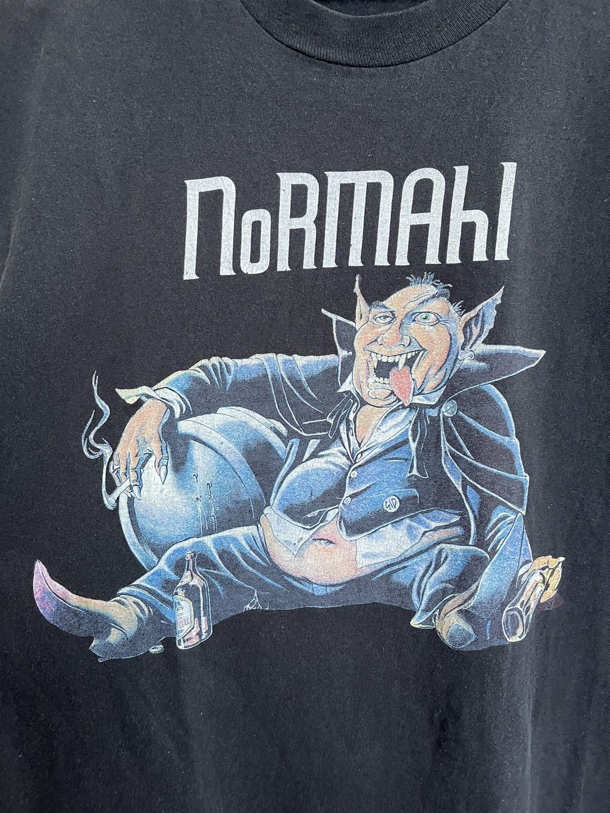 Band Tees Normahl Biervampir Band Rock Germany T-Shirt Tee Rock 90s Size US L / EU 52-54 / 3 - 5 Thumbnail