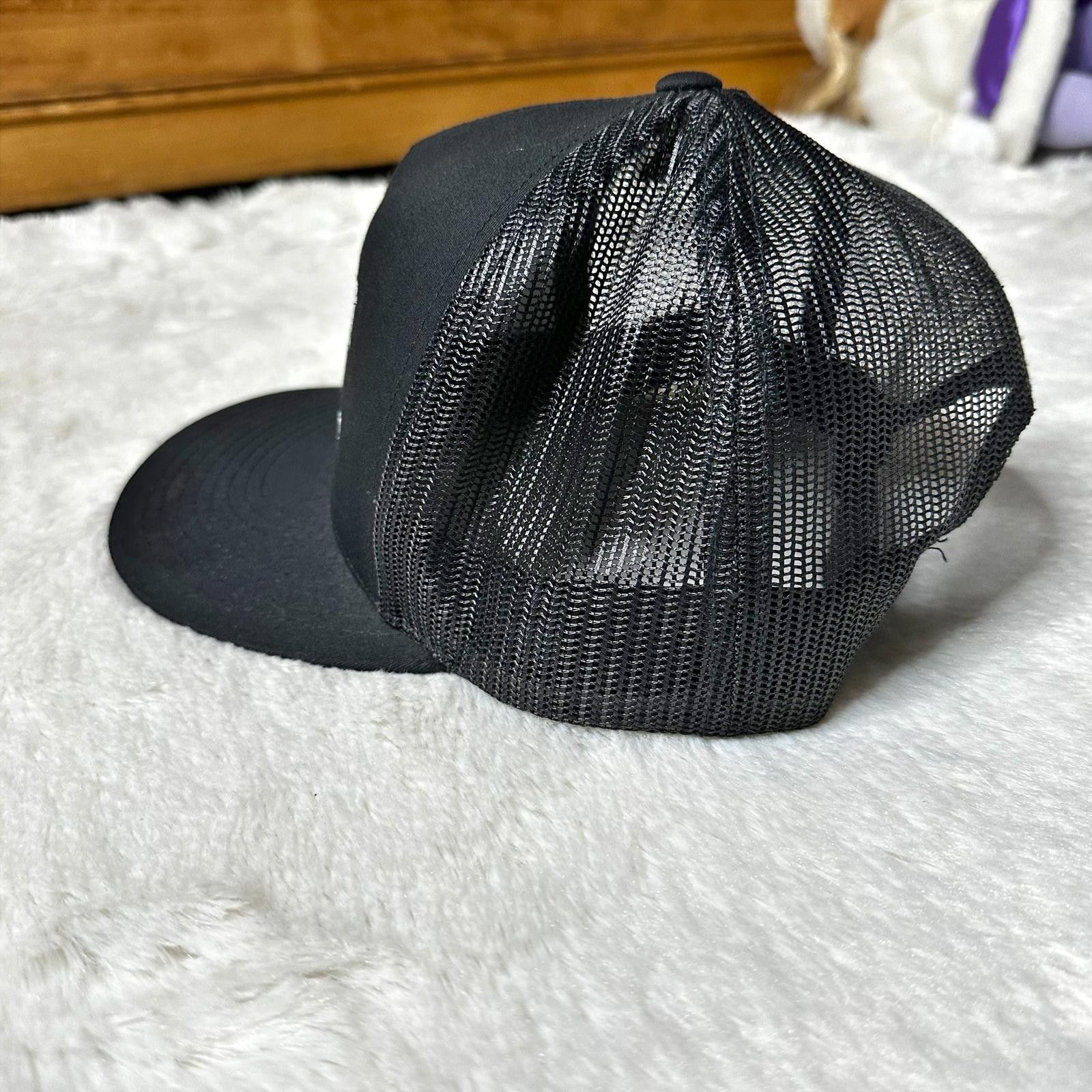 Designer Jim Beam BBQ Sauce Snapback Trucker Hat Black Mesh Unisex Size ONE SIZE - 4 Thumbnail