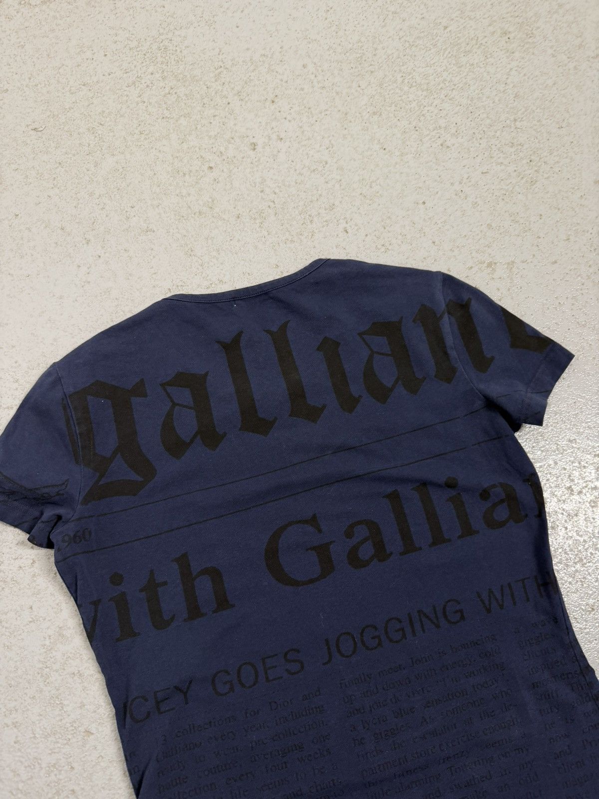 John Galliano Vintage John Galliano Gazette T-Shirt Size M / US 6-8 / IT 42-44 - 9 Thumbnail
