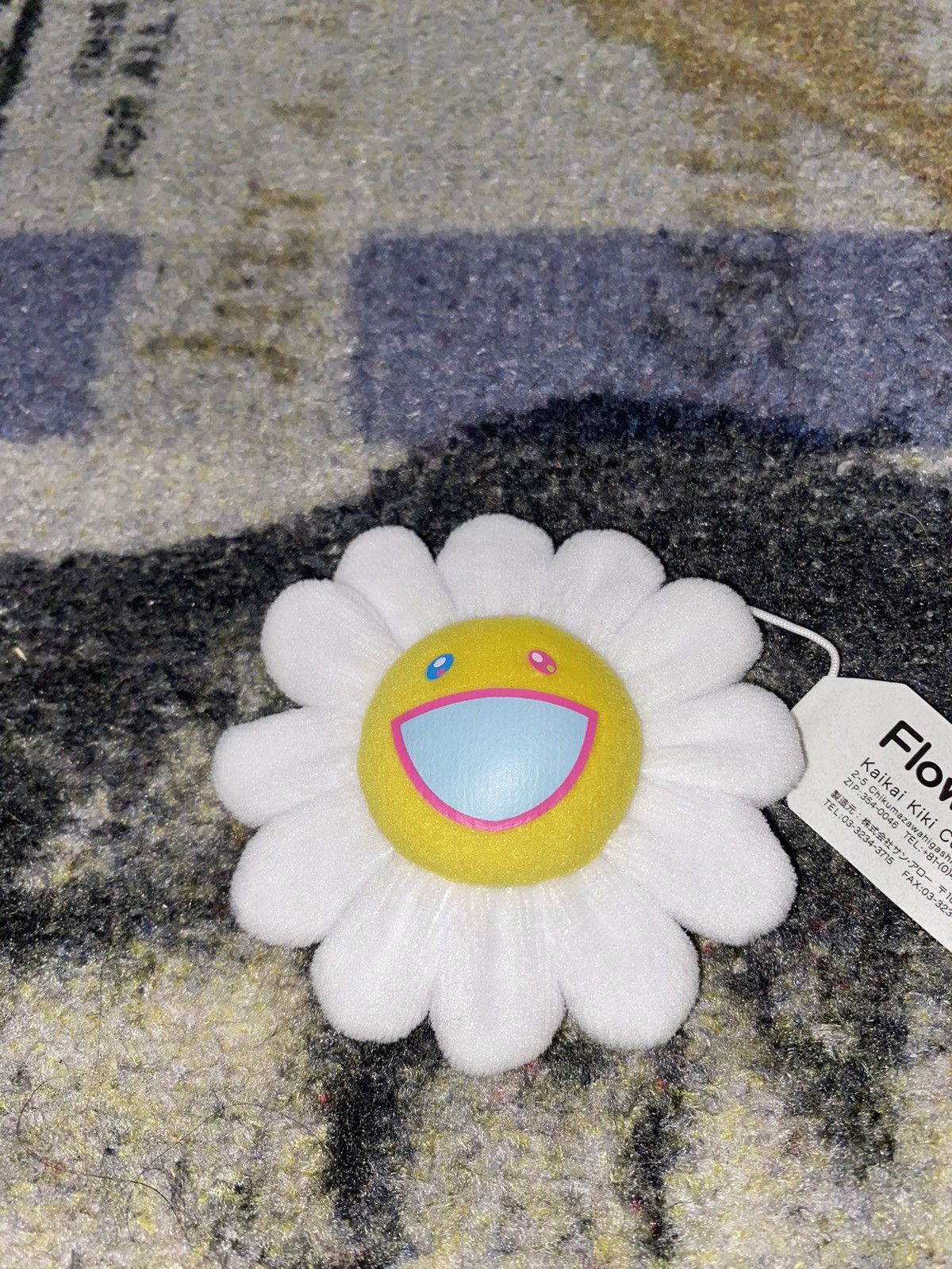 Takashi Murakami Takashi Murakami Flower Plush Pin White Size ONE SIZE - 2 Thumbnail